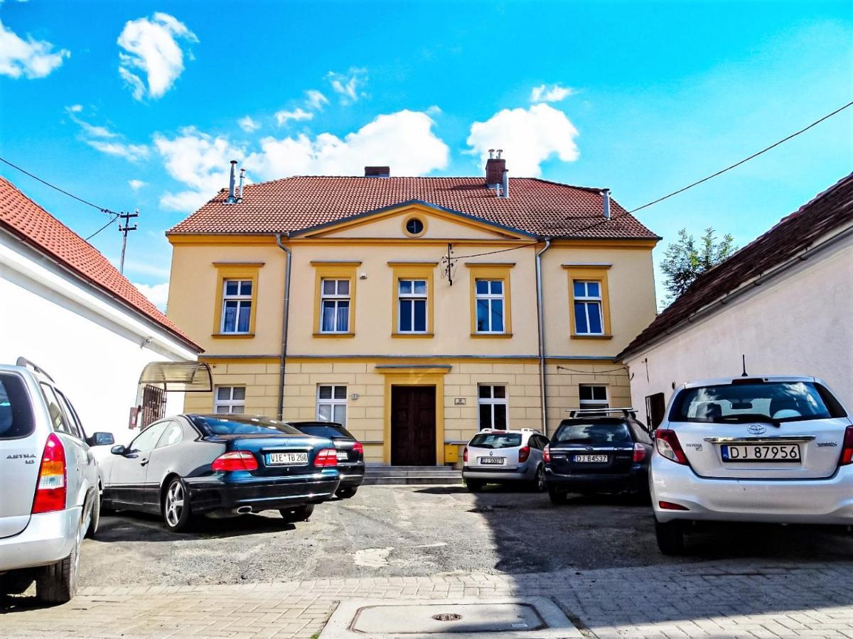 Apartament Cieplicka Lägenhet Jelenia Góra Exteriör bild