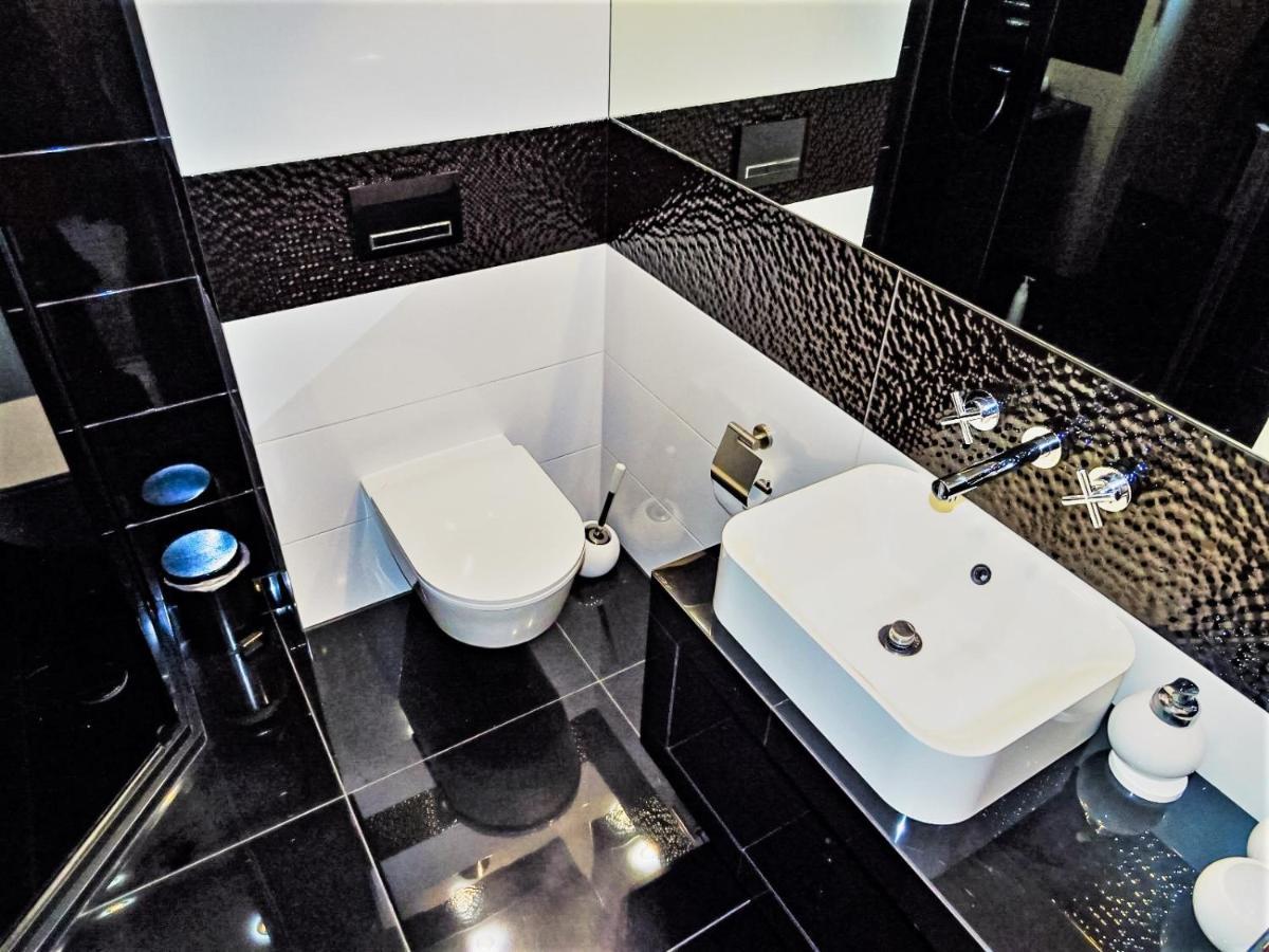Apartament Cieplicka Lägenhet Jelenia Góra Exteriör bild